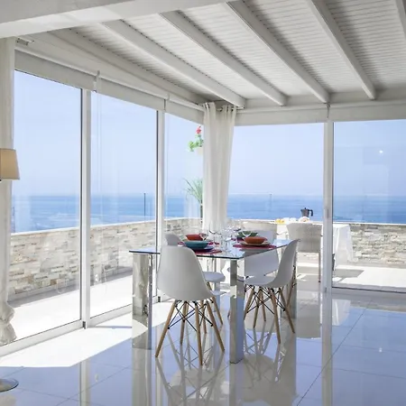 아파트 Penthouse Of Views Los Cristianos